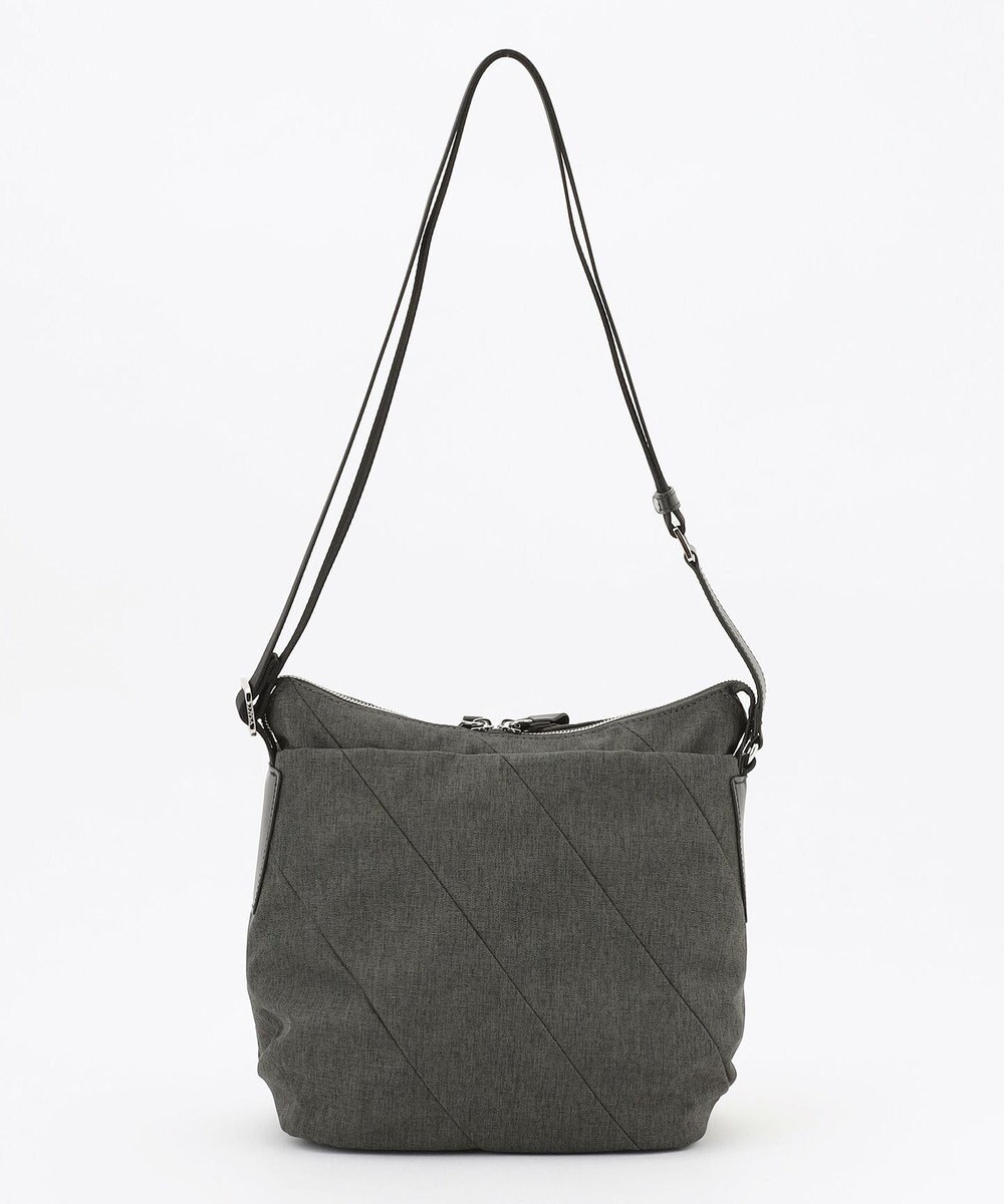 Y'SACCS ストリームラインショルダー 