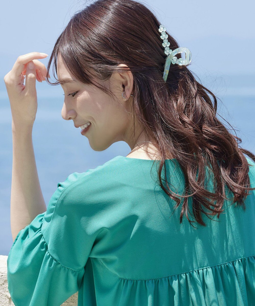 Tiaclasse フラワーモチーフクリアバンスクリップ 