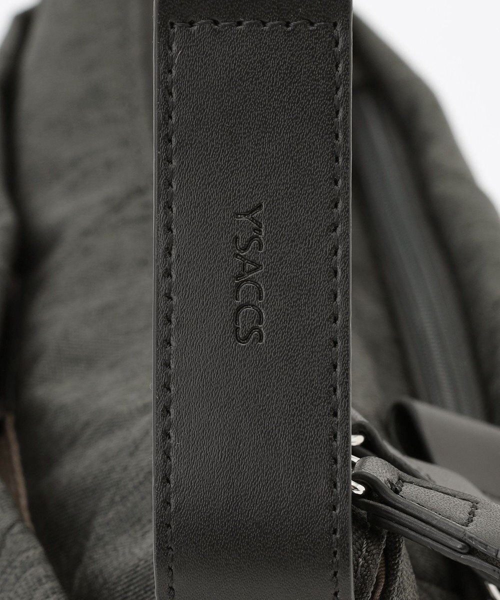 Y'SACCS ストリームラインショルダー 