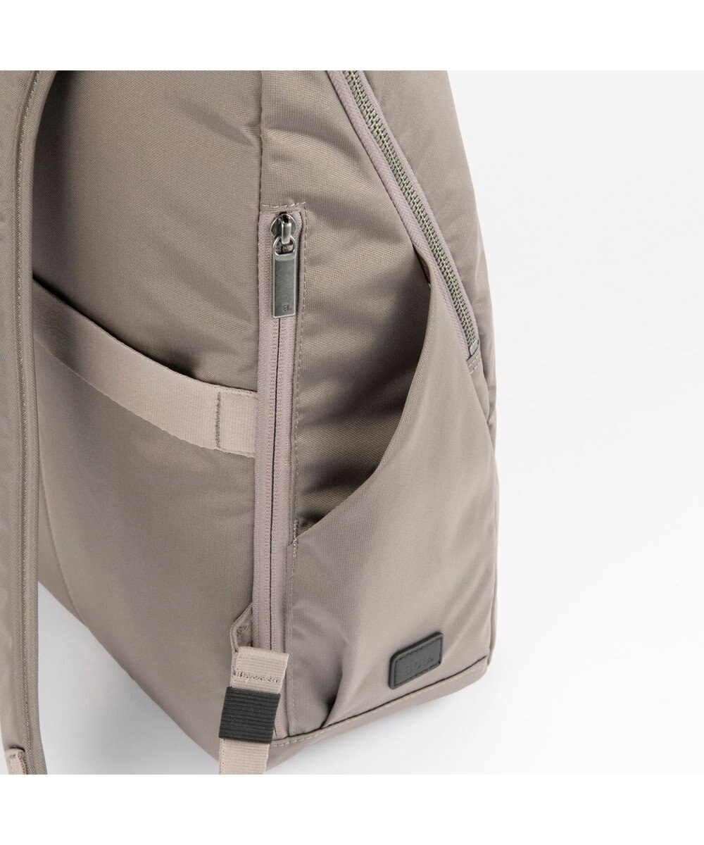 ACE BAGS & LUGGAGE 【軽量】 ace. ルフィラ リュックサック A4 14.0インチPC収納 17911 エース 