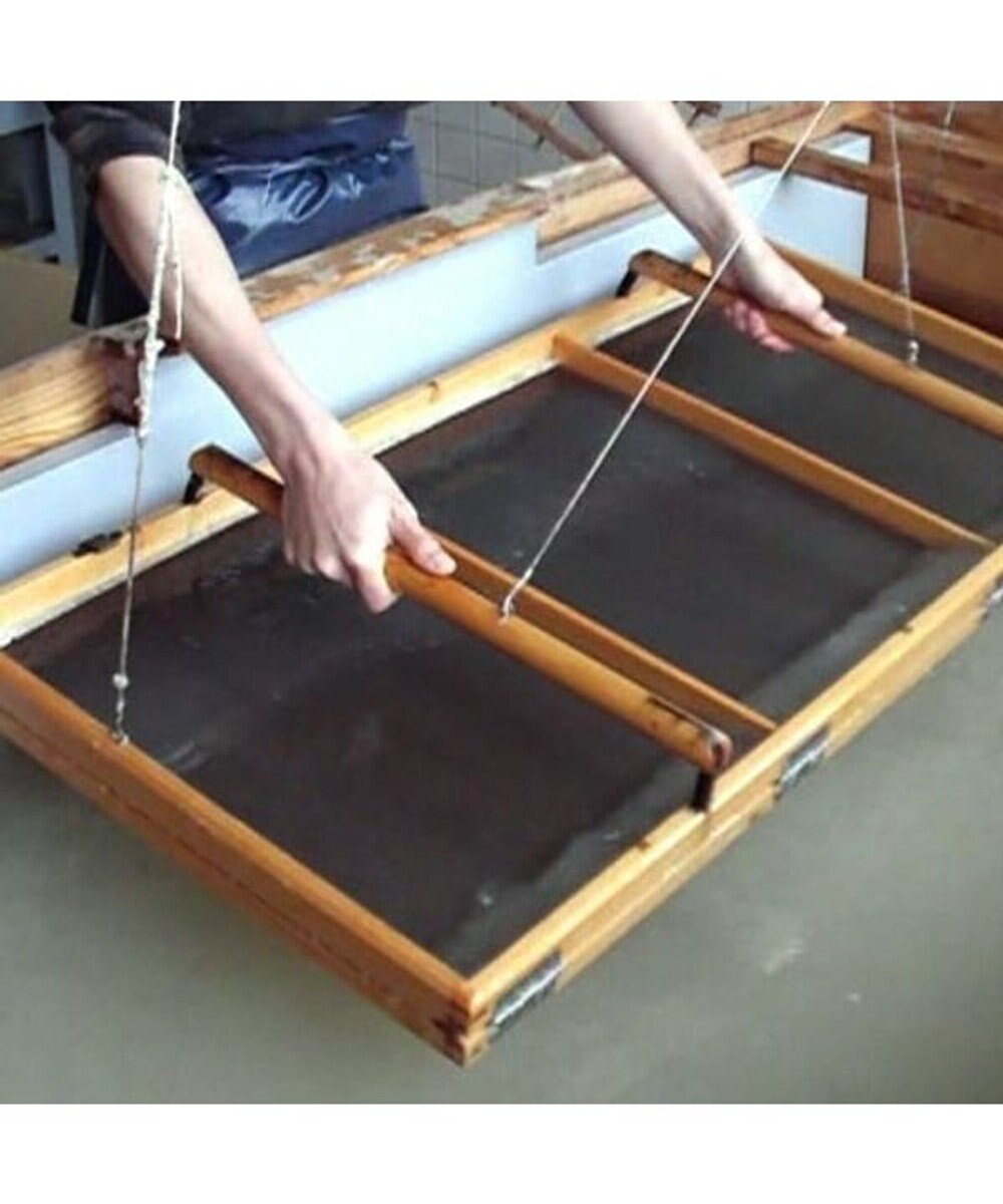 PRESENTERS ROOM 美濃和紙 水うちわ 小判型(アザミ) 