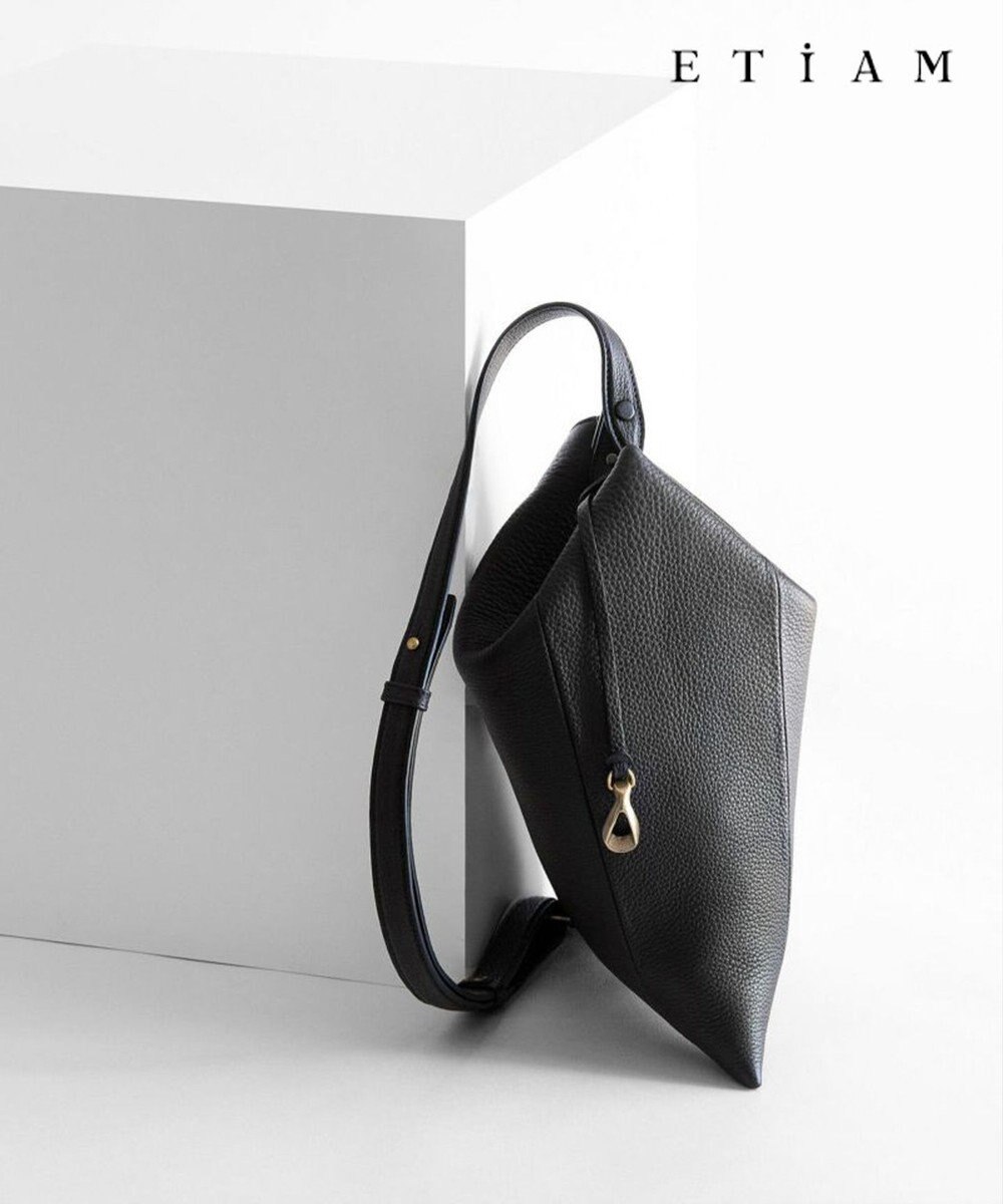 GOTAIRIKU 【ETIAM】シュリンク トライアングルポーチ《Prism》 