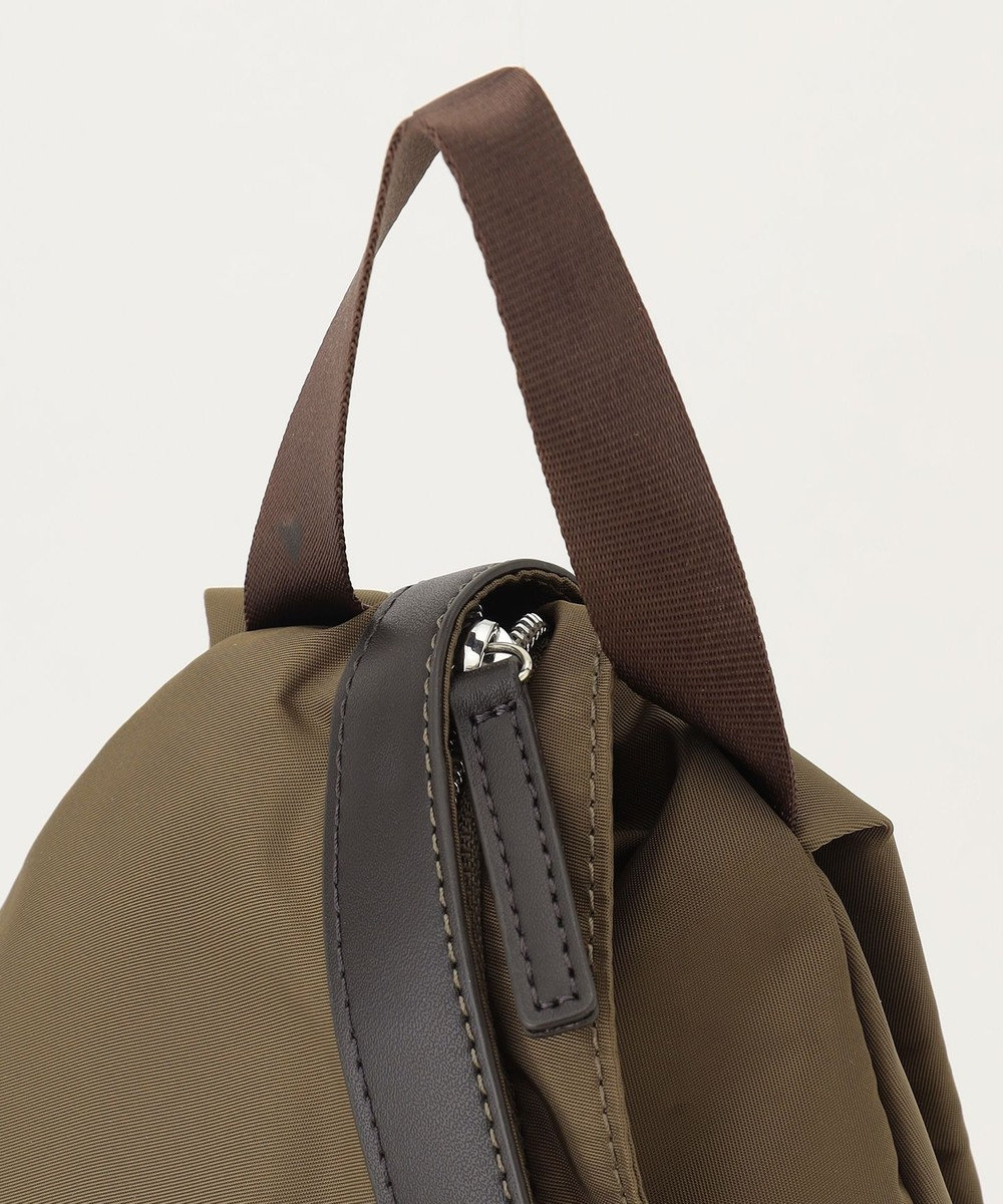 LA BAGAGERIE トライアングルリュックサック 