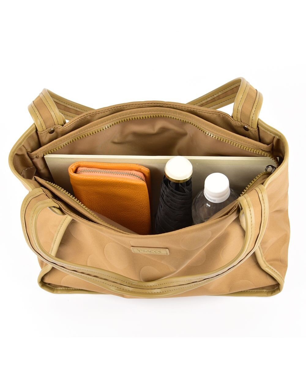 Y'SACCS ヒートエンボス ポルカドットトート Mサイズ 