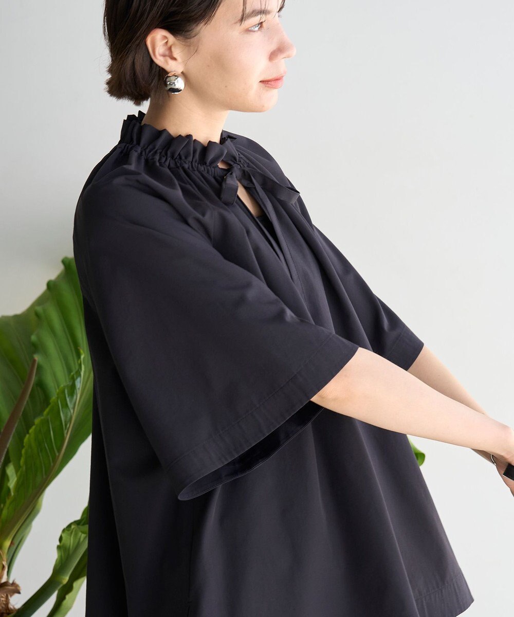 UNFILO フリルネック ブラウス 