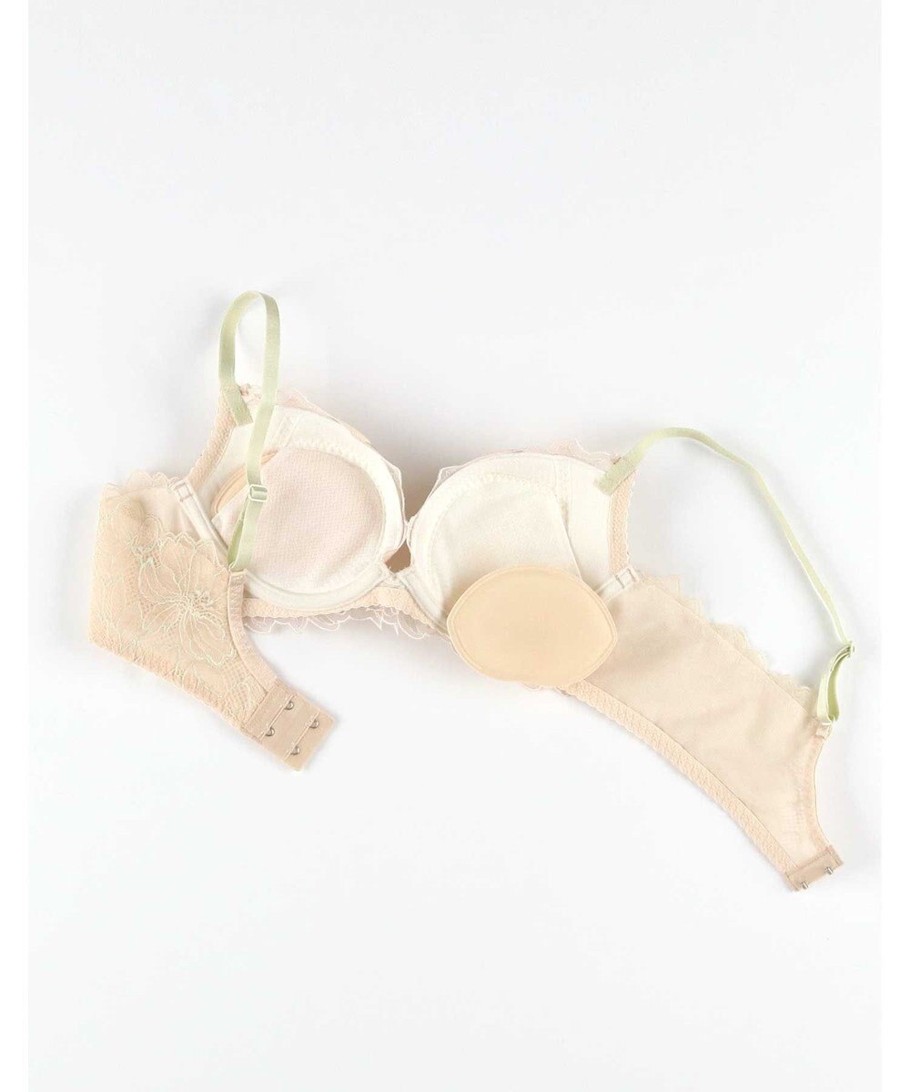 AMPHI ブラジャー グラマラス&リッチな谷間をメイク Gカップまで対応 【Glama-Rich グラマリッチ 脇スッキリ・ライトタイプ】 大きいサイズ ブラ BYJ685 アンフィ／ワコール 