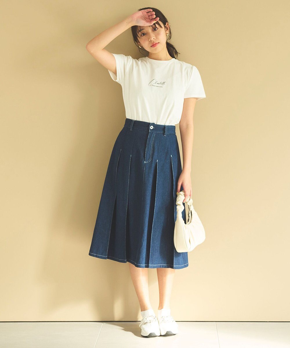 Feroux スクリプトプリント Tシャツ 