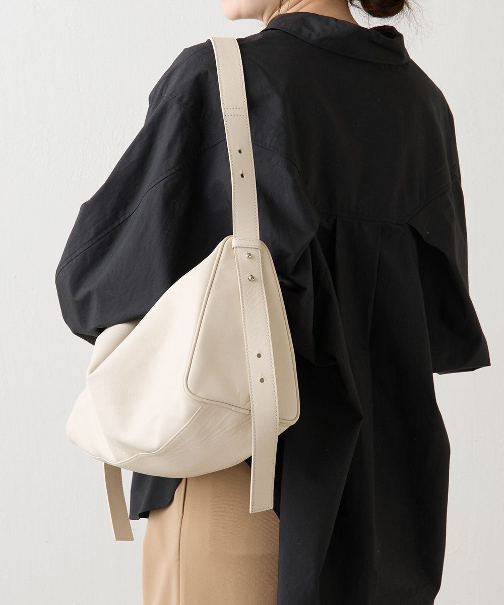 russet トライアングルショルダーバッグ(CE-1675) 