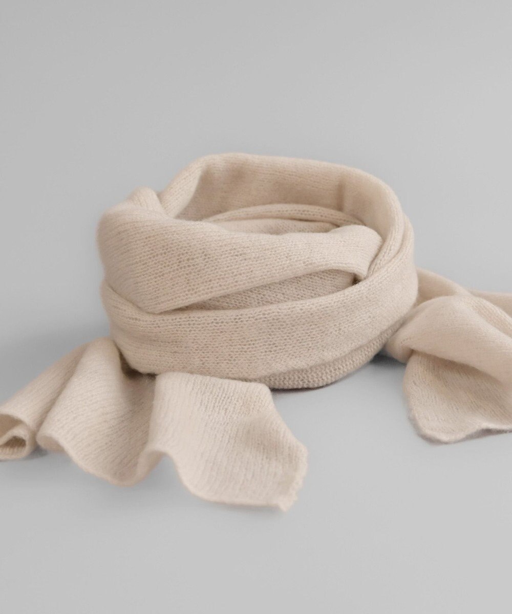 AND WOOL 〈上質な素材と手仕事から生まれた優しいニット〉カシミヤ100%の細巾ストール / マフラー 
