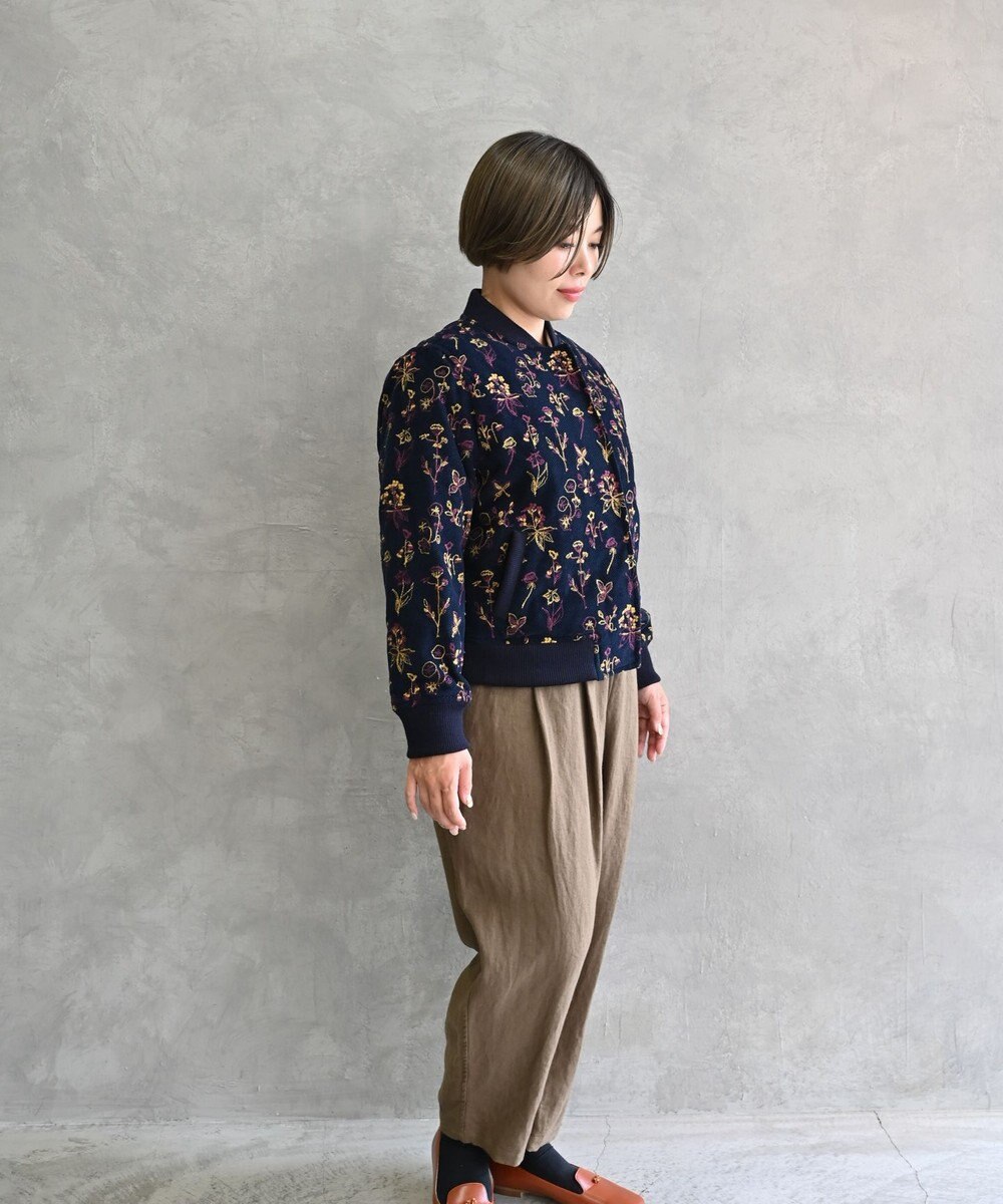 muuc 〈遠州織物の工場で織られた上質なコットンコーデュロイ生地〉裏地有り リブ袖 ショート丈 花刺繍ブルゾン（セットアップ可能） 