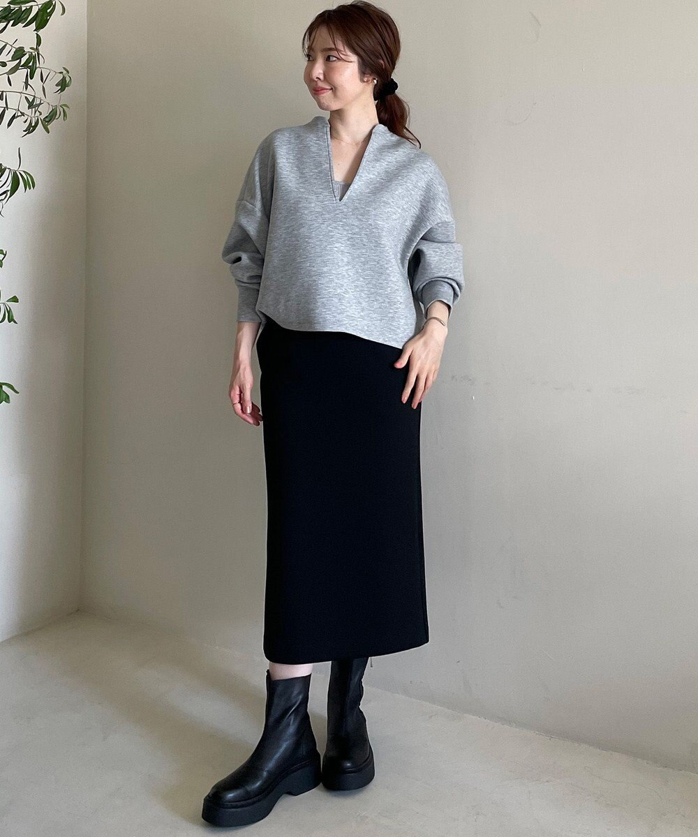 UNFILO BEAUTY FORM JERSEY キーネックプルオーバー 