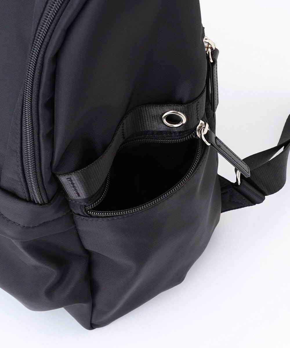 ICB 【4/3-4/19期間限定・受注生産】選べるチャーム 8ポケットナイロンリュック カスタマイズ 