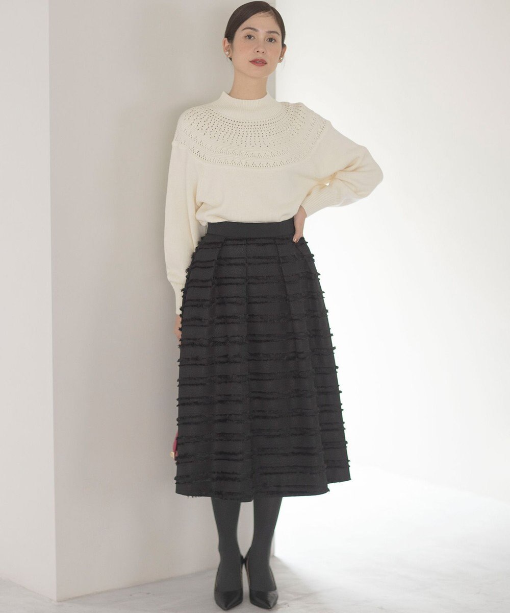 組曲 【WEB限定カラーあり】透かし編みバルキーハイネックニット 