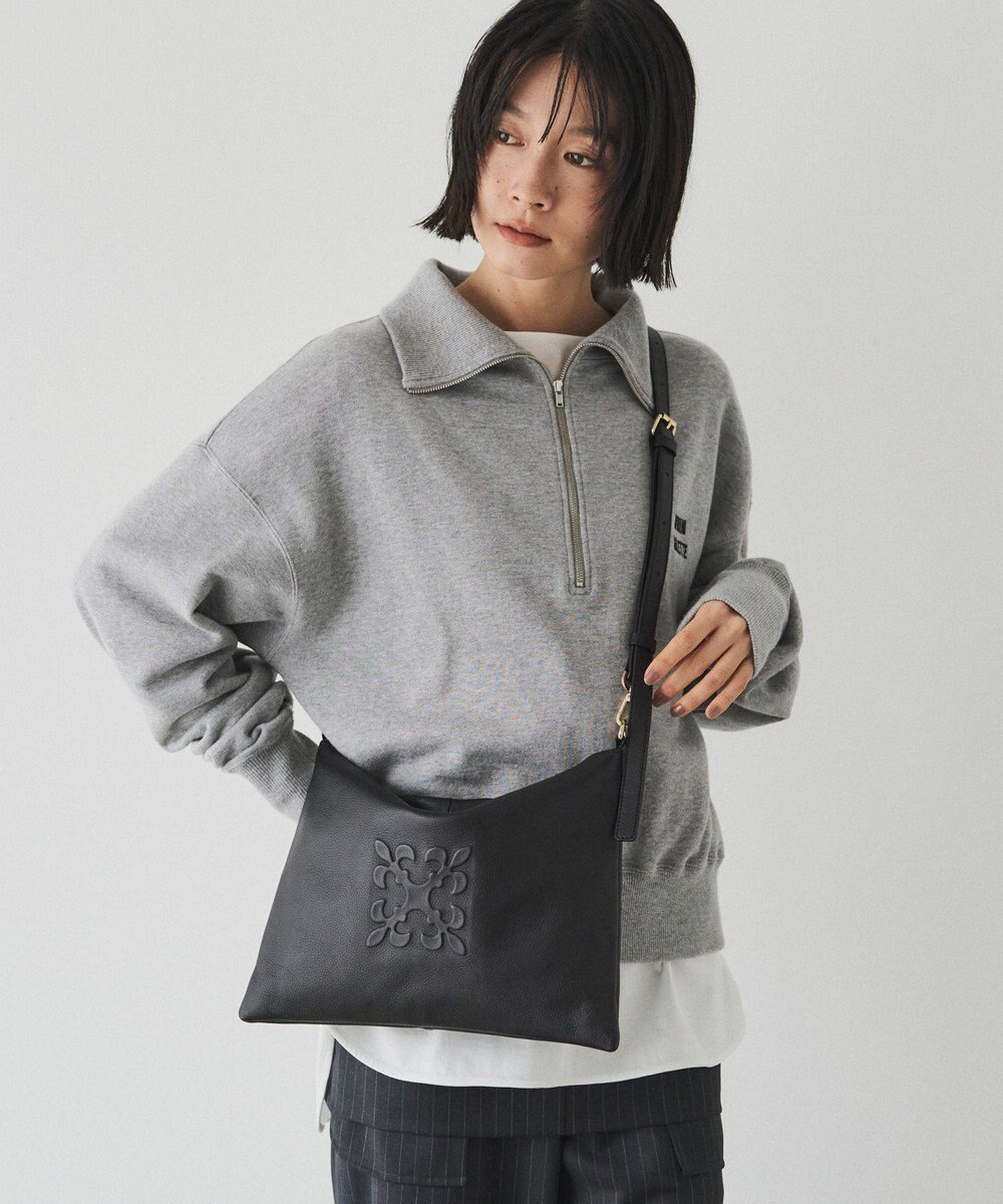 russet エンボスモノグラム ソフトレザーショルダーバッグ(CE-1547) 