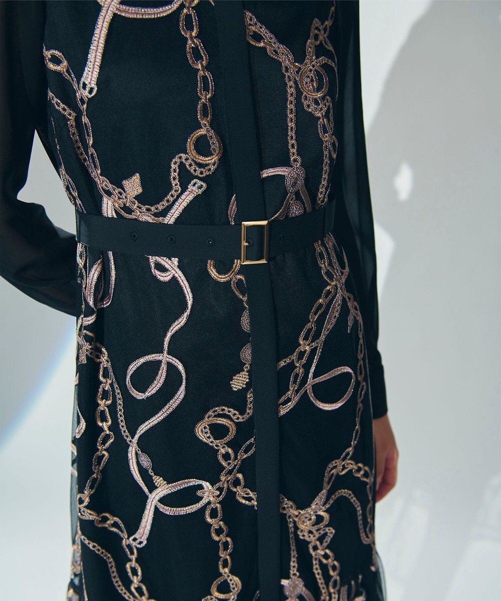 GRACE CONTINENTAL チェーン刺繍ワンピース 