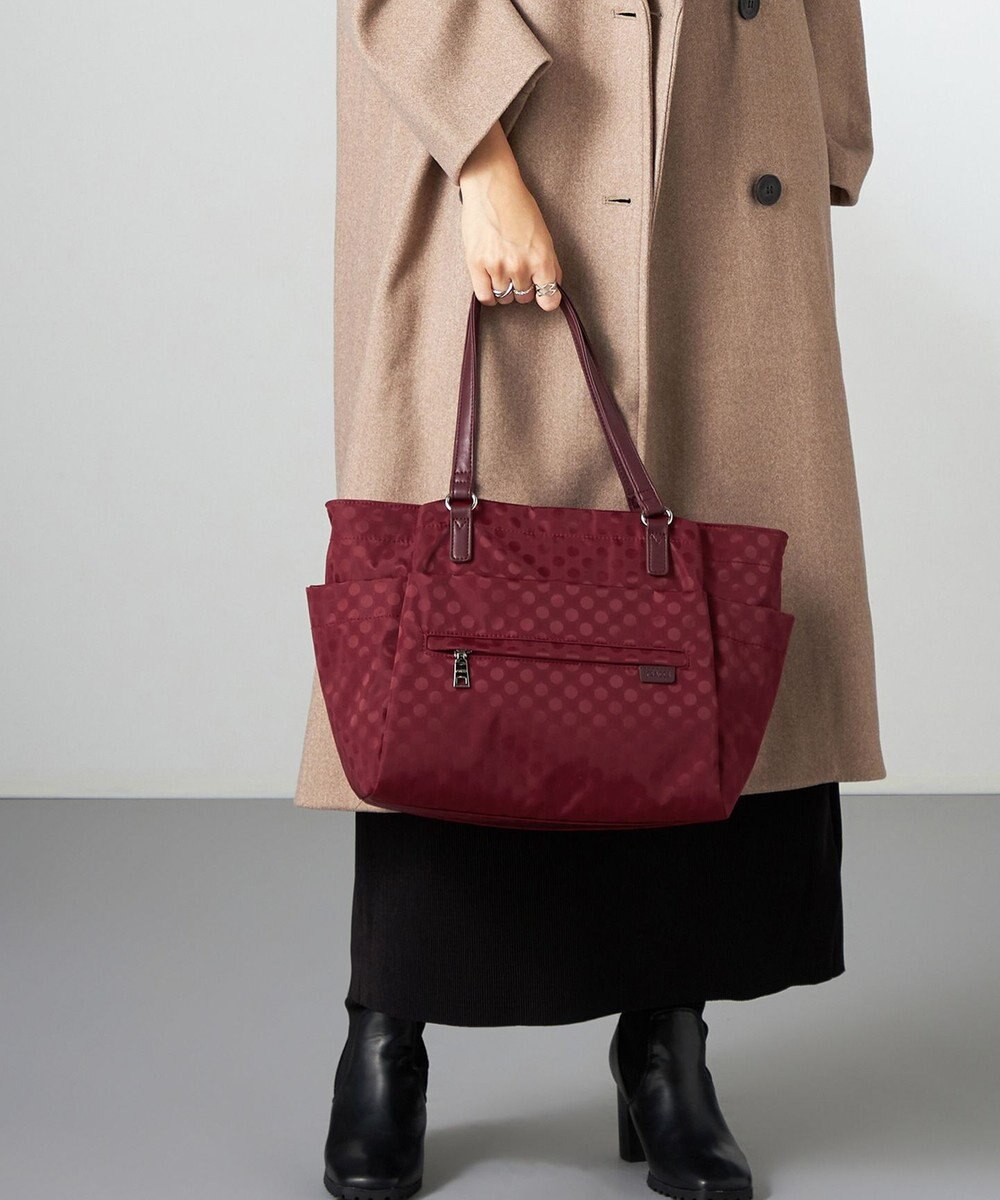 Y'SACCS ドットジャガードポーチ付きトートバッグ 