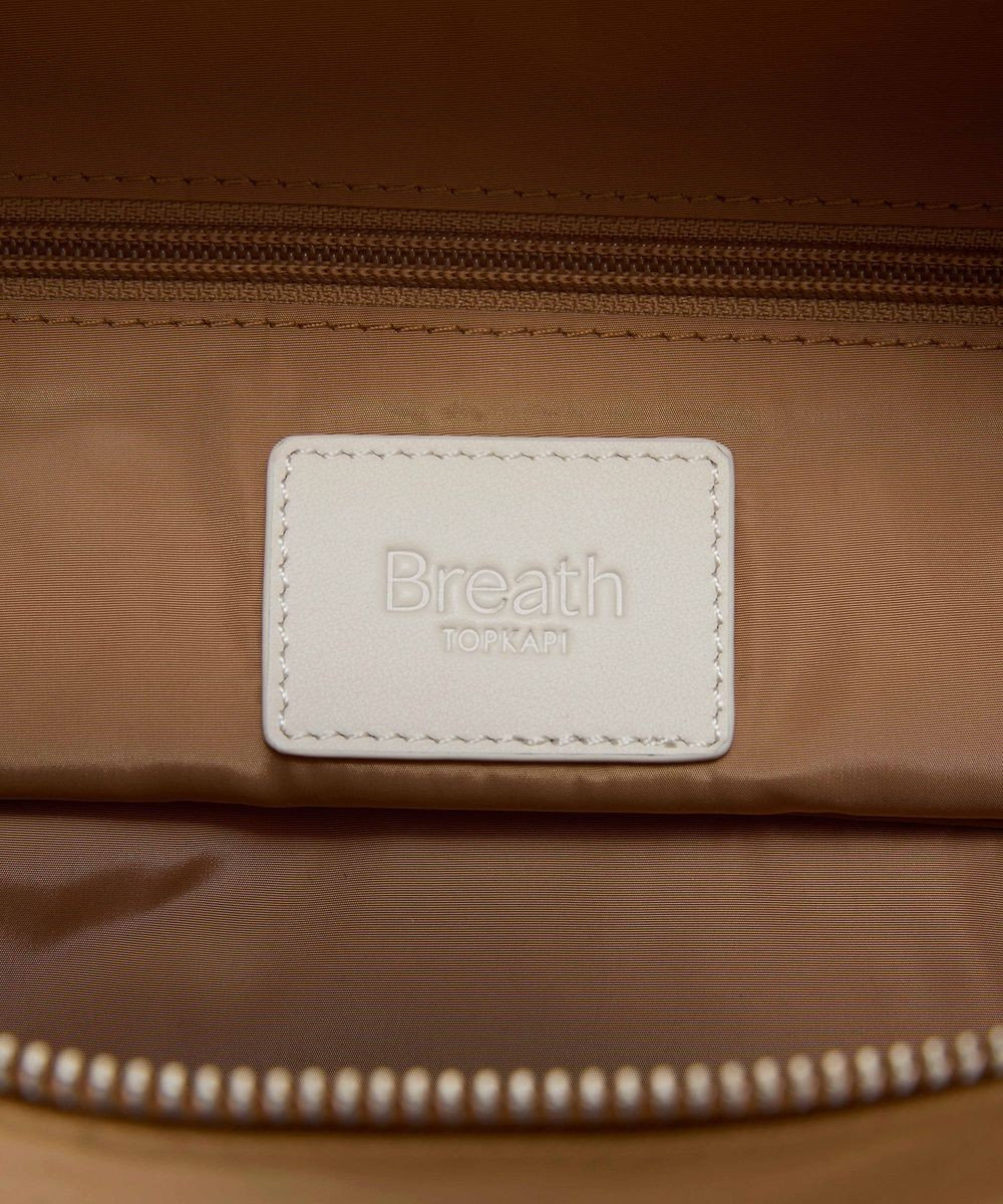 TOPKAPI 【Breath TOPKAPI】【撥水】マット ナイロン ボックス型 ショルダーバッグ 