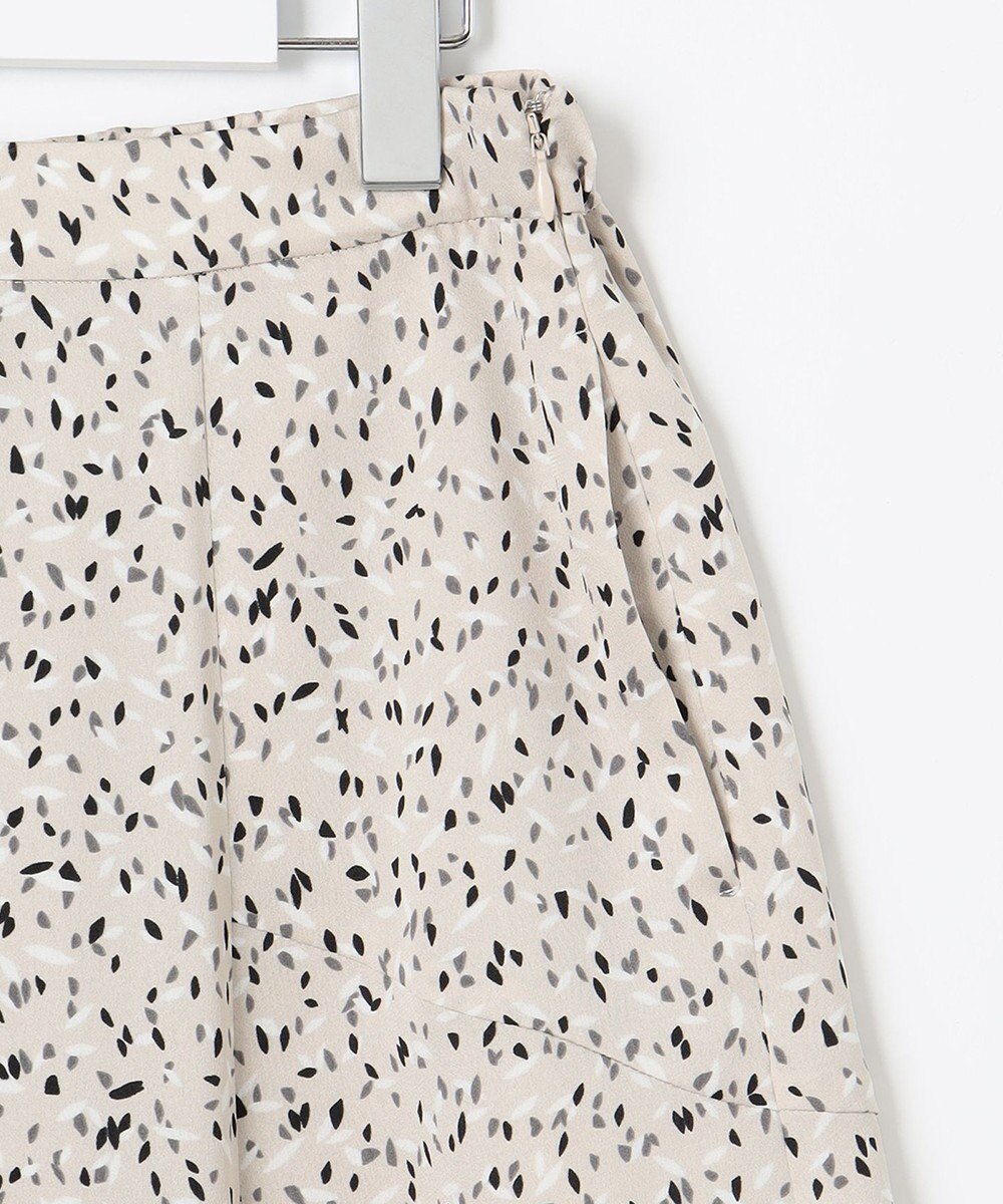 自由区 【洗える】スモールペタルプリント マーメイドスカート 