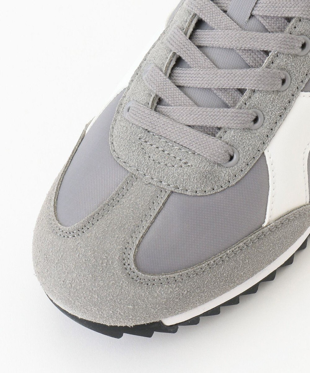 UNFILO MENS MOONSTAR SKOOLER  JAGUAR CUSTOM 