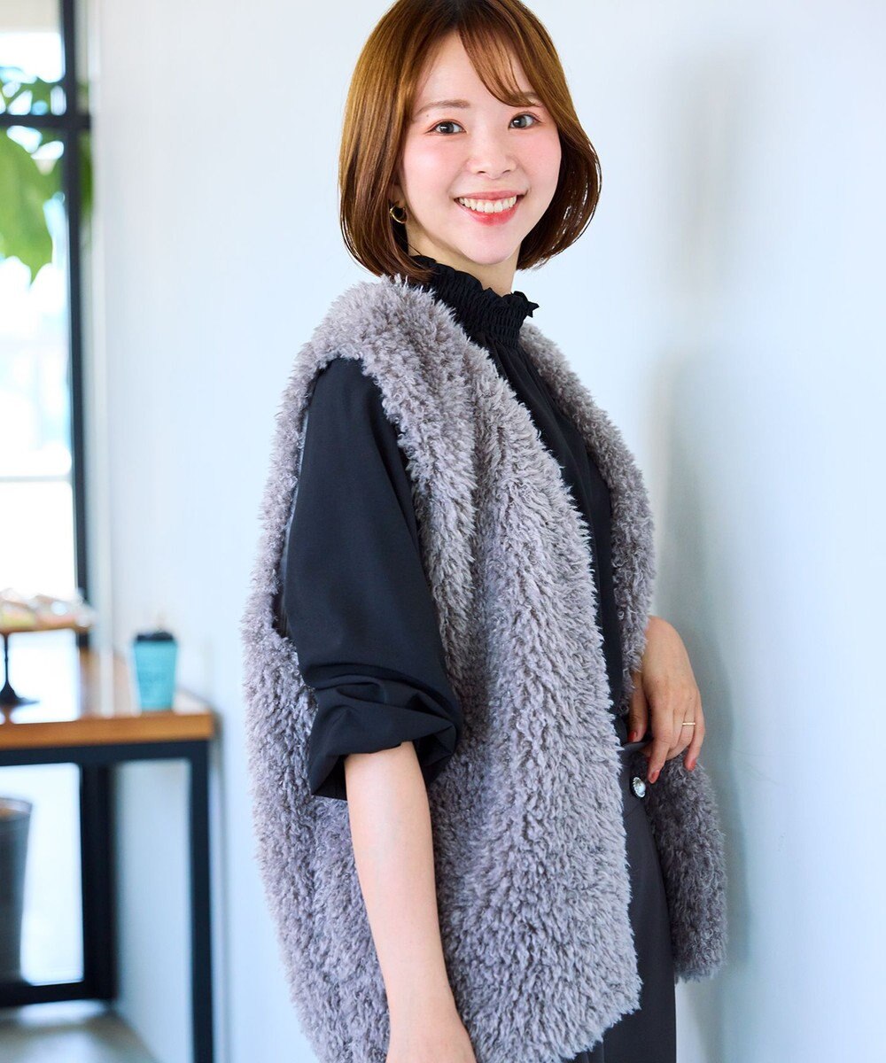 Feroux プードルファーベスト 