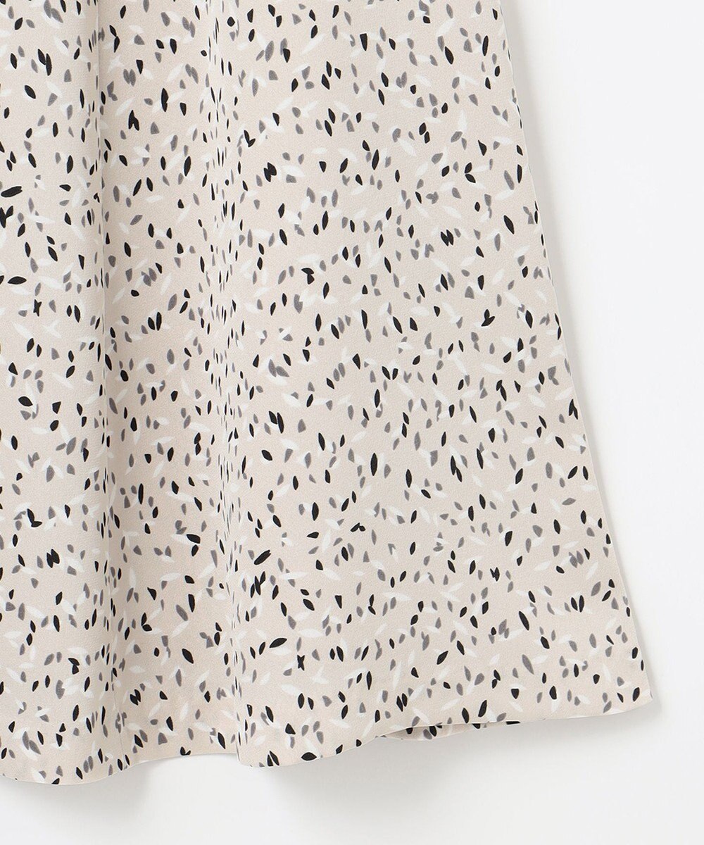 自由区 【洗える】スモールペタルプリント マーメイドスカート 