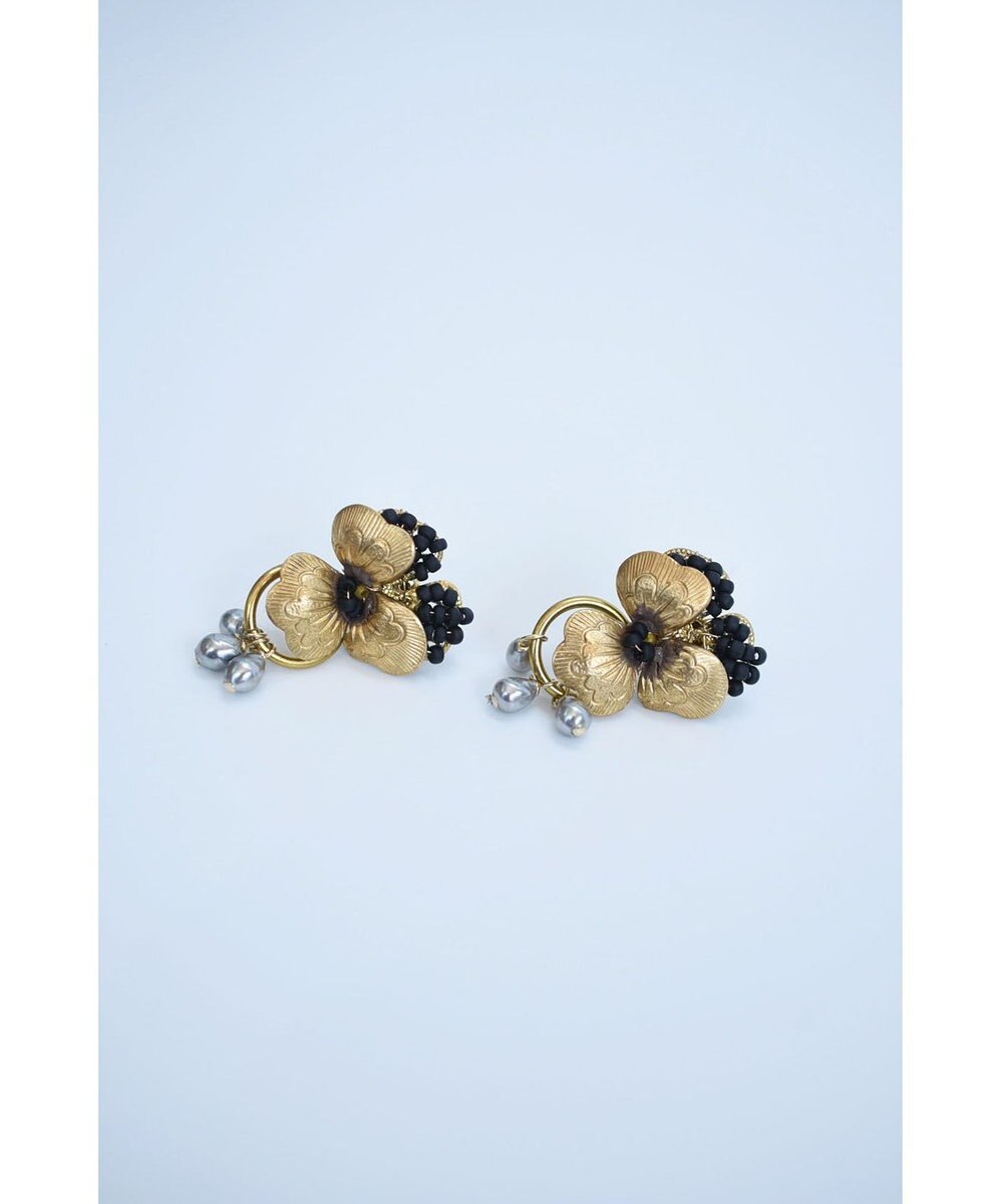 monshiro 【パール】ビオラ イヤリング（ブラック） 