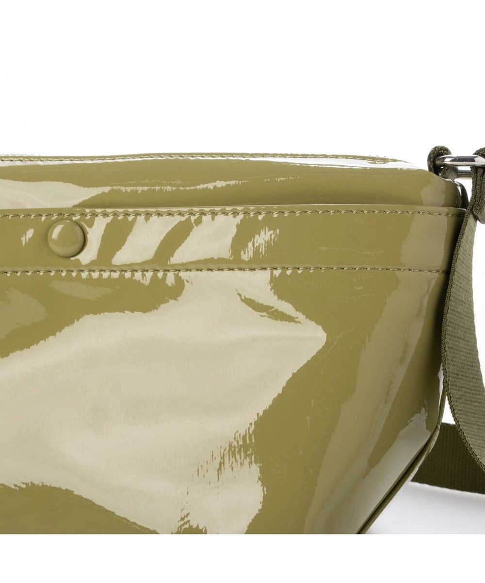 UNBILLION カシュカシュ cachecache / ソフトエナメル舟型ショルダー 