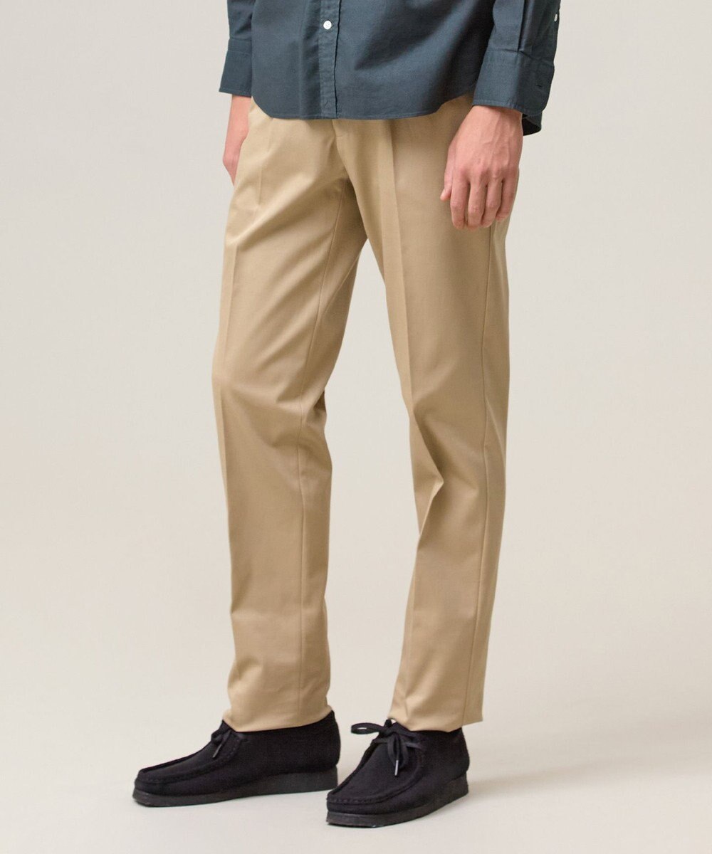 J.PRESS MEN 洗練されたシルエットと機能美【ストレッチ】トリコチン ステムテーパードパンツ 