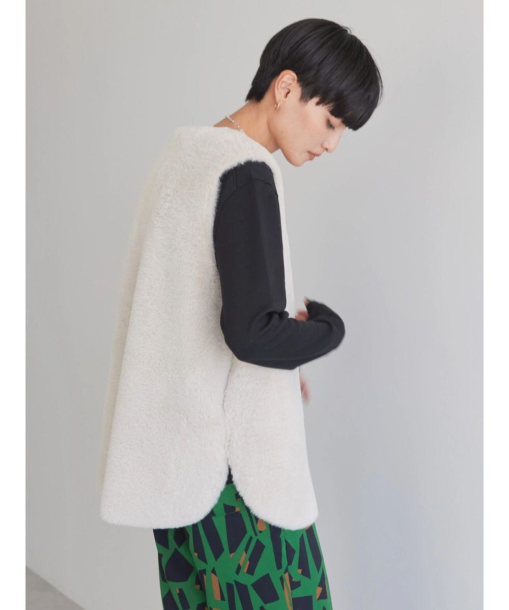 AMERICAN HOLIC 丈違いフェイクファーベスト 