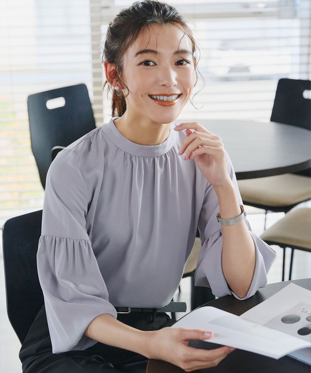 Tiaclasse 【洗える】ボリューム袖ハイネックブラウス 