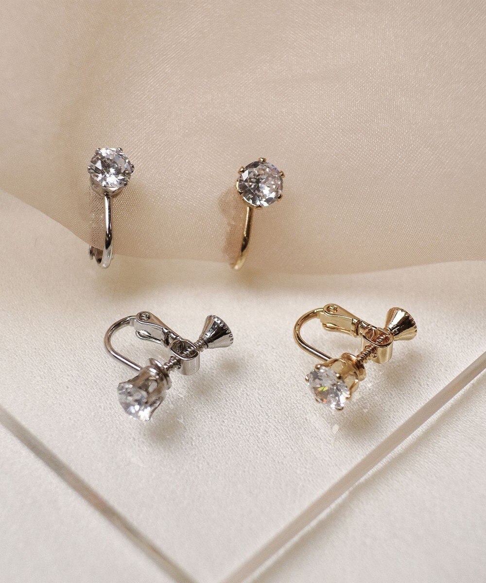 Tiaclasse ワンポイントクリスタルイヤリング 