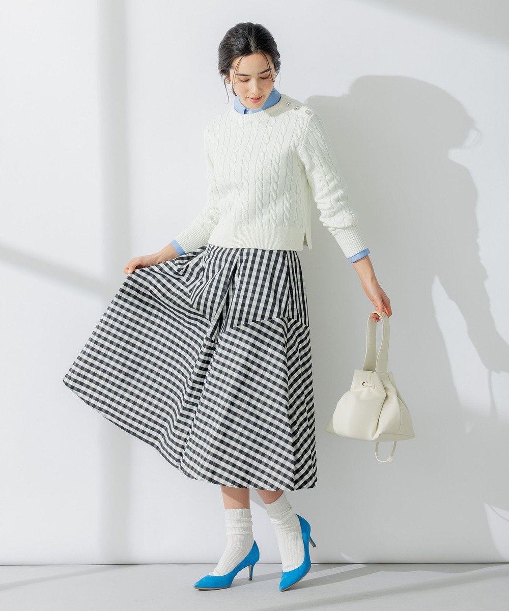 組曲 【ビジューボタン付き】SOBANE ケーブルプルオーバー ニット 