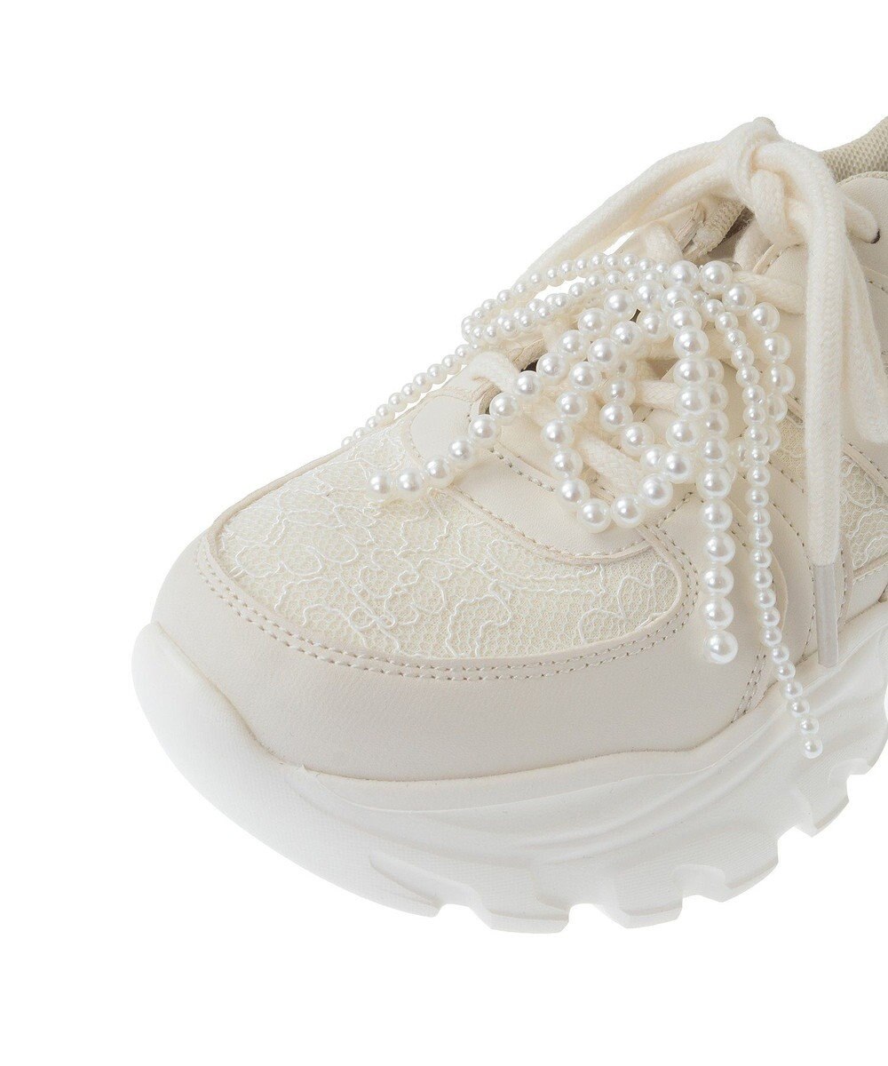 earth music&ecology 【チャーム付き】ＯＲｉｅｎｔａｌ　ＴＲａｆｆｉｃ　パールチャームスニーカー 