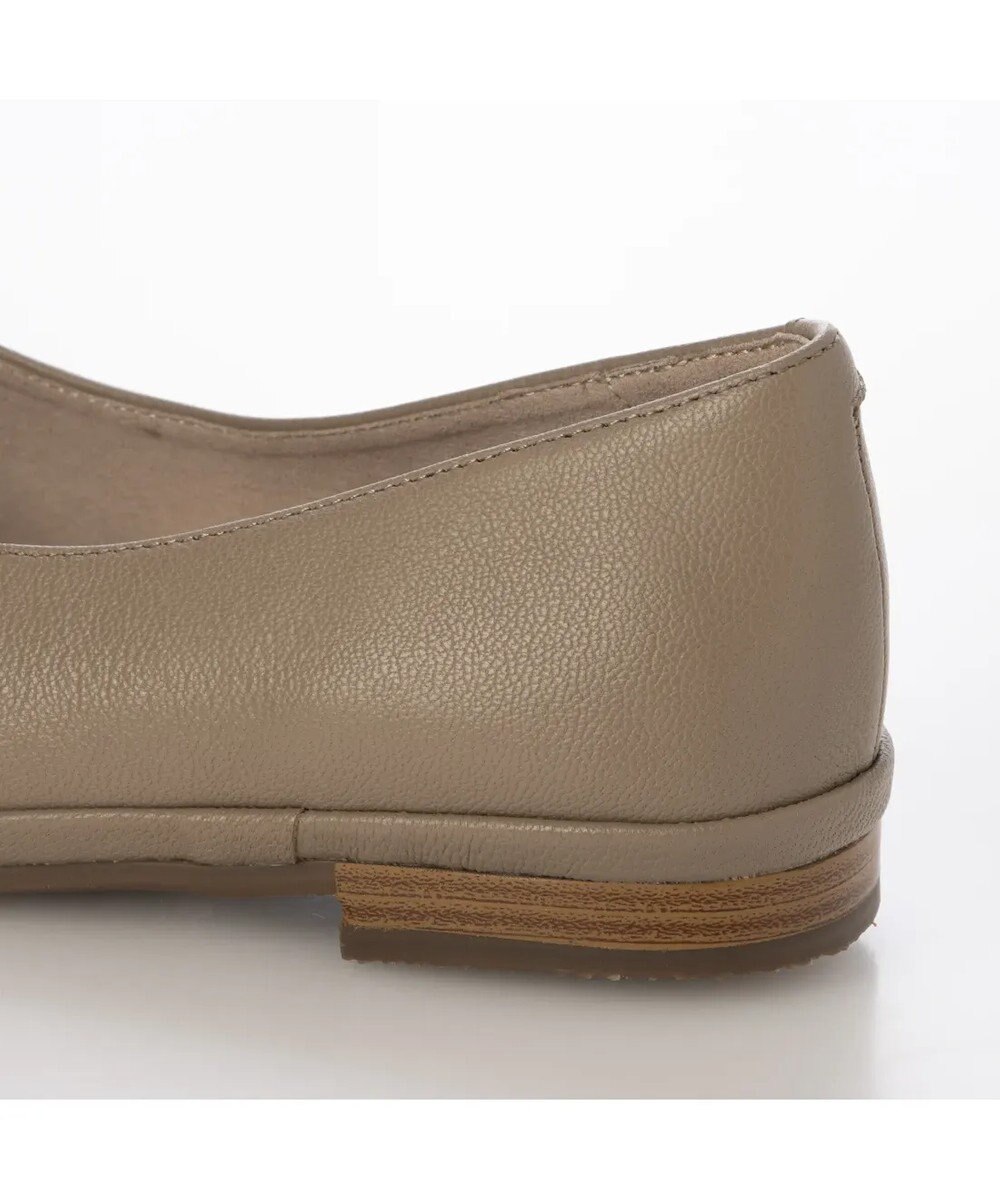 ing <ing>【WEB限定】【サスティナブル】スクエアトゥVカットフラットパンプス 