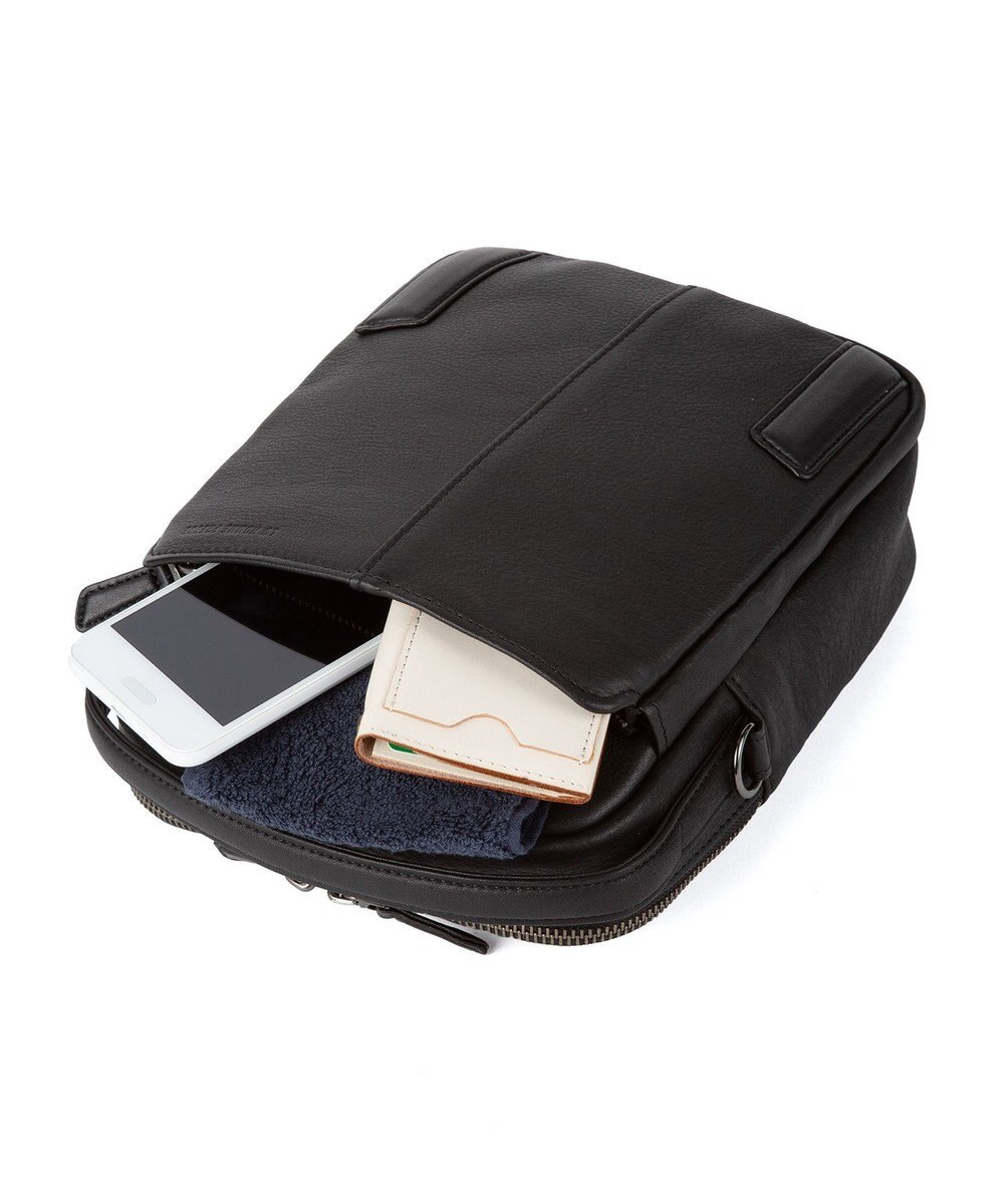 ACE BAGS & LUGGAGE LO HOMME PRESSE アルカイックソフト 本革 縦型ショルダーバッグ 大 71783 ロ・オム・プレッセ 