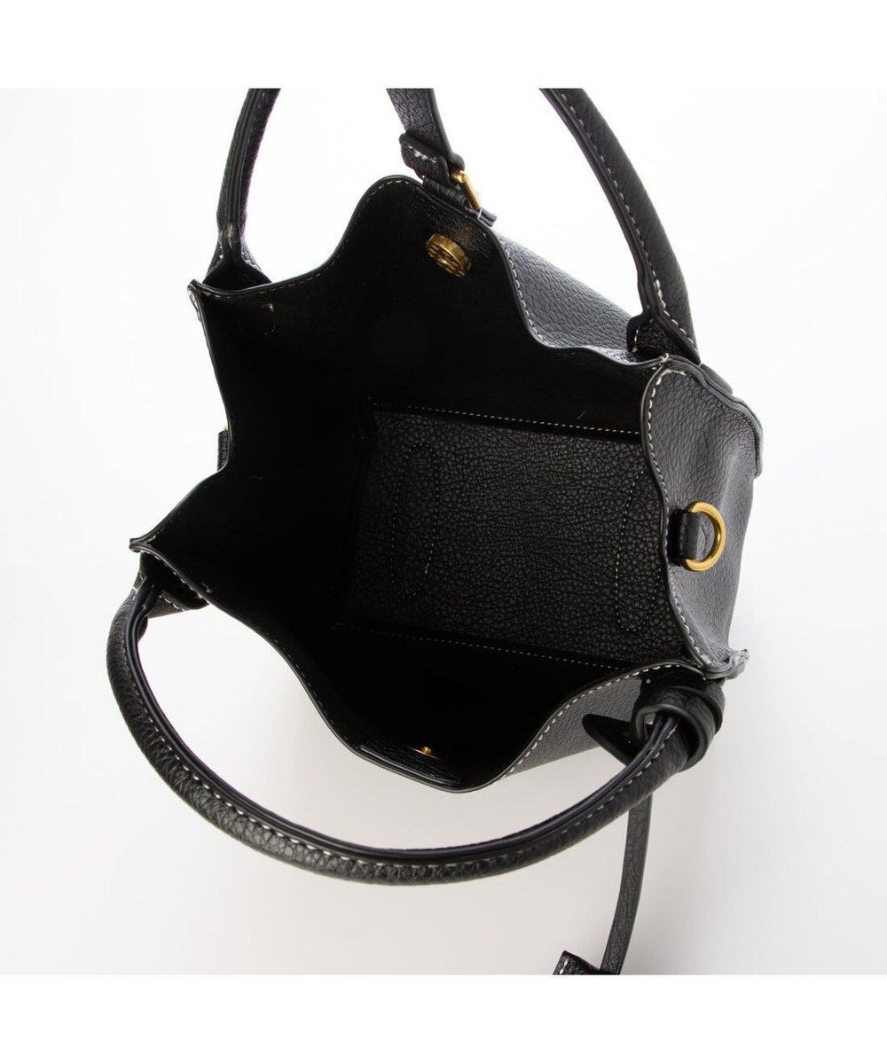UNBILLION カシュカシュ cachecache / 1枚革風ショルダーベルト付ディテールトート 