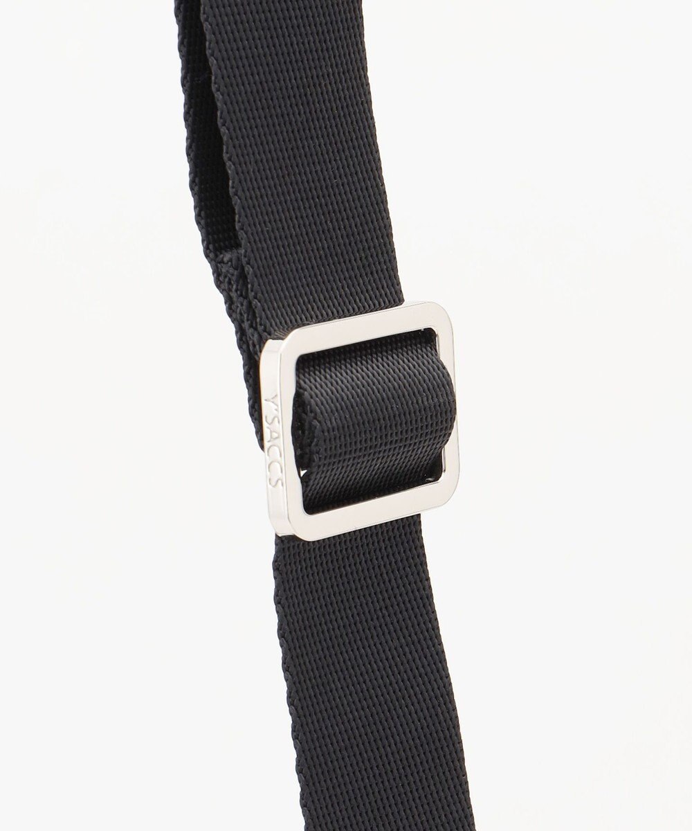 Y'SACCS ダブルタブ　トラベルポシェット 