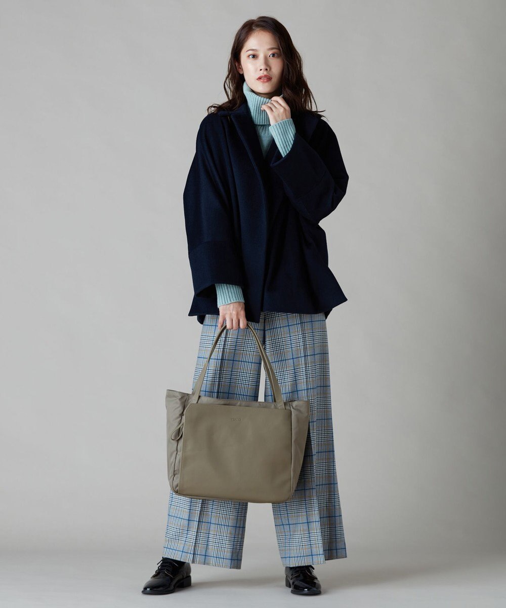 Y'SACCS ナイロン×レザー　スクエアトートバッグ Mサイズ 