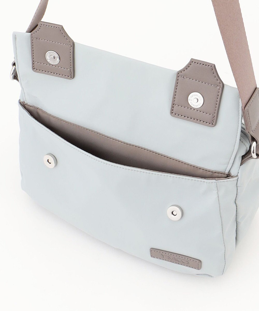 Y'SACCS ダブルタブ　トラベルポシェット 