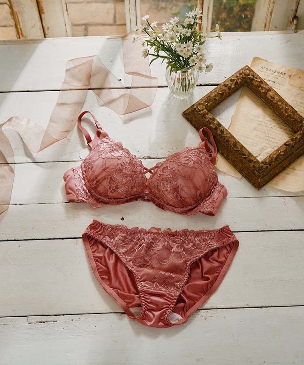 San-ai Resort（三愛水着楽園） 【WEB限定】【プチプラブラセット】純欲カラーヌーディーレーシーストリングブラ＆ショーツセット 【northerly】 