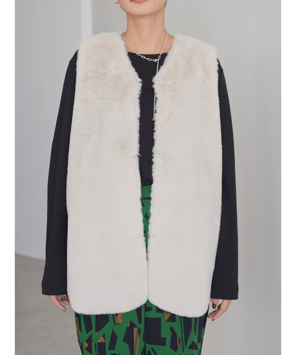 AMERICAN HOLIC 丈違いフェイクファーベスト 