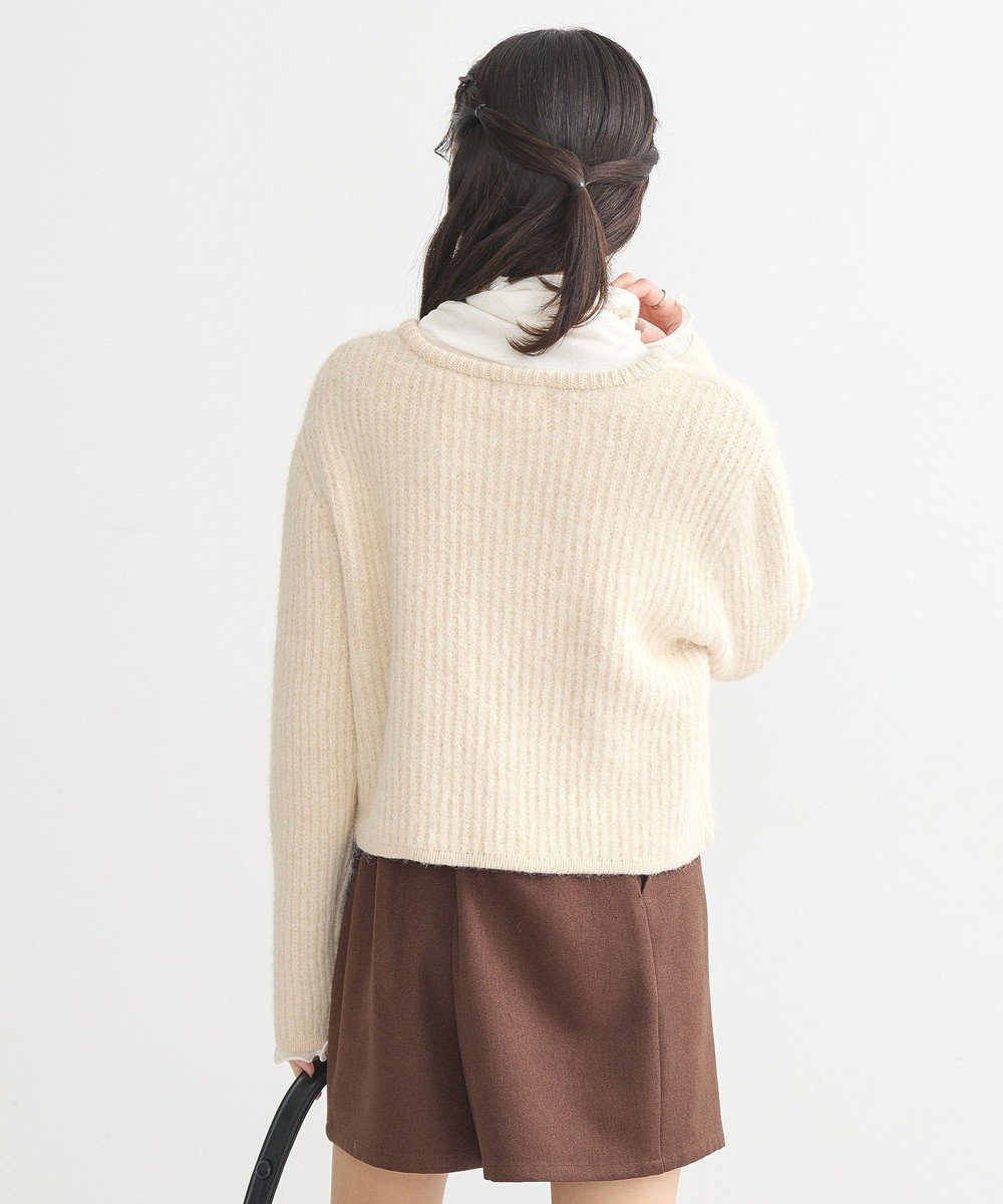 earth music&ecology ゴールド釦ショートニットカーディガン 