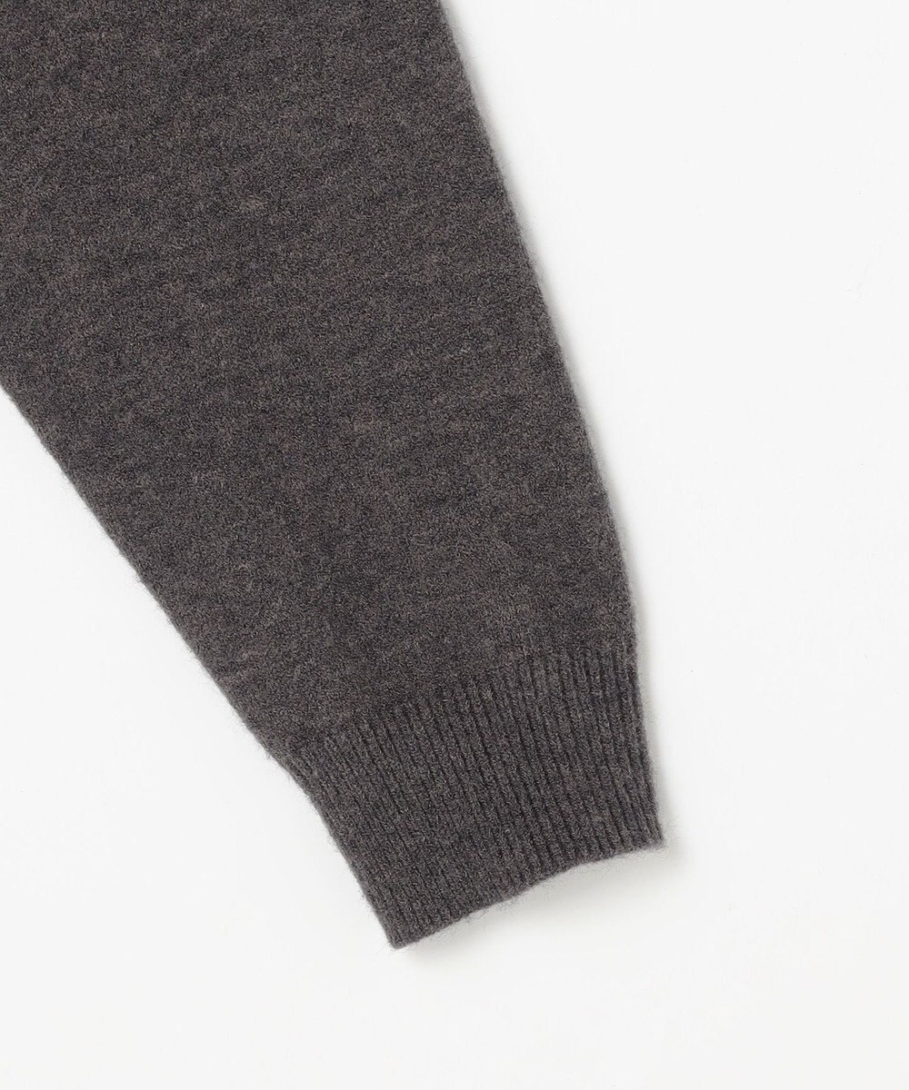 Feroux Vネックニットプルオーバー 