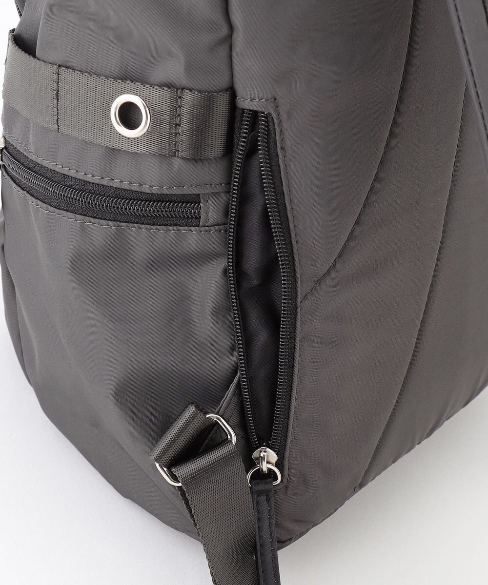 ICB 【A4サイズ収納可】８ポケットナイロンリュック 