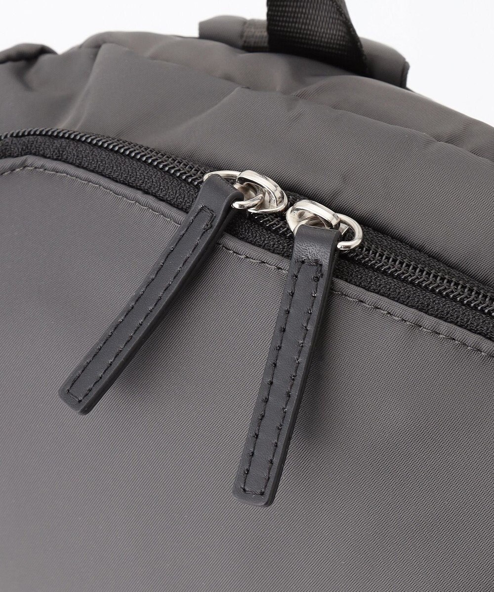 ICB 【A4サイズ収納可】８ポケットナイロンリュック 