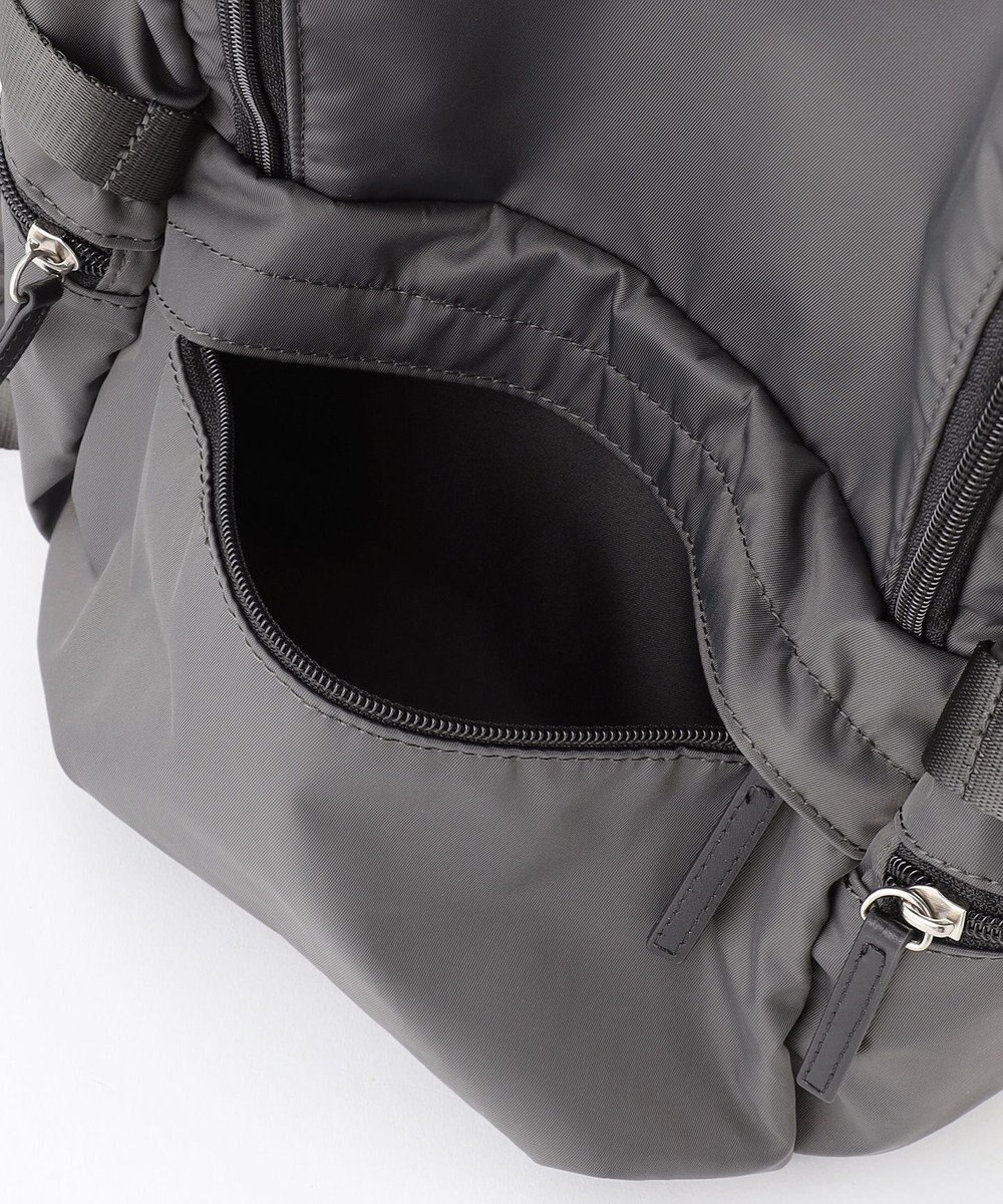 ICB 【A4サイズ収納可】８ポケットナイロンリュック 