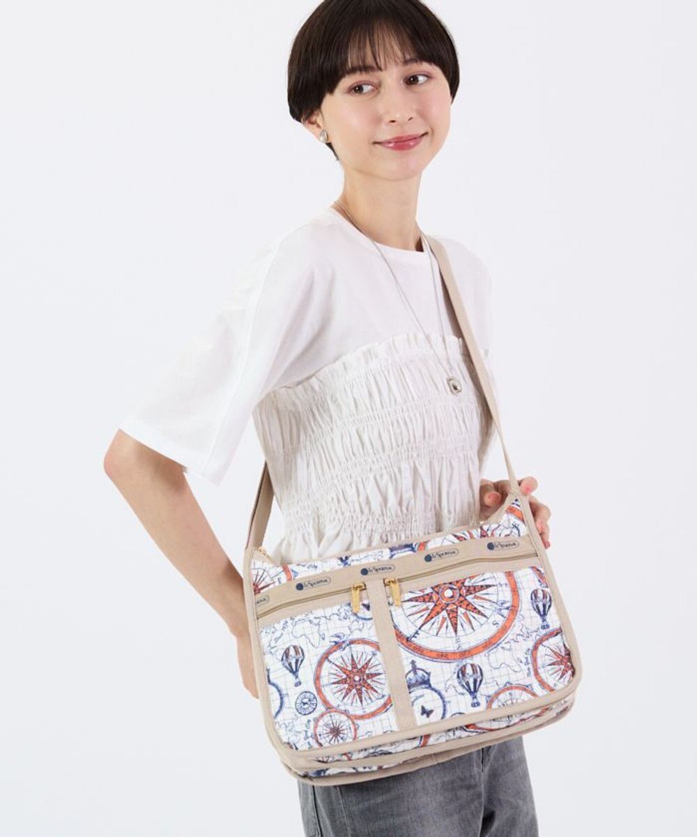 LeSportsac DELUXE EVERYDAY BAG/トラベルコンパス 