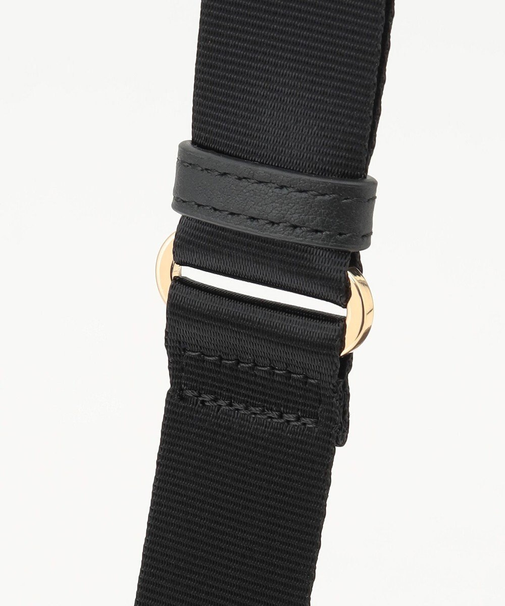 LA BAGAGERIE ウォータープルーフナイロン　スクエアショルダー 