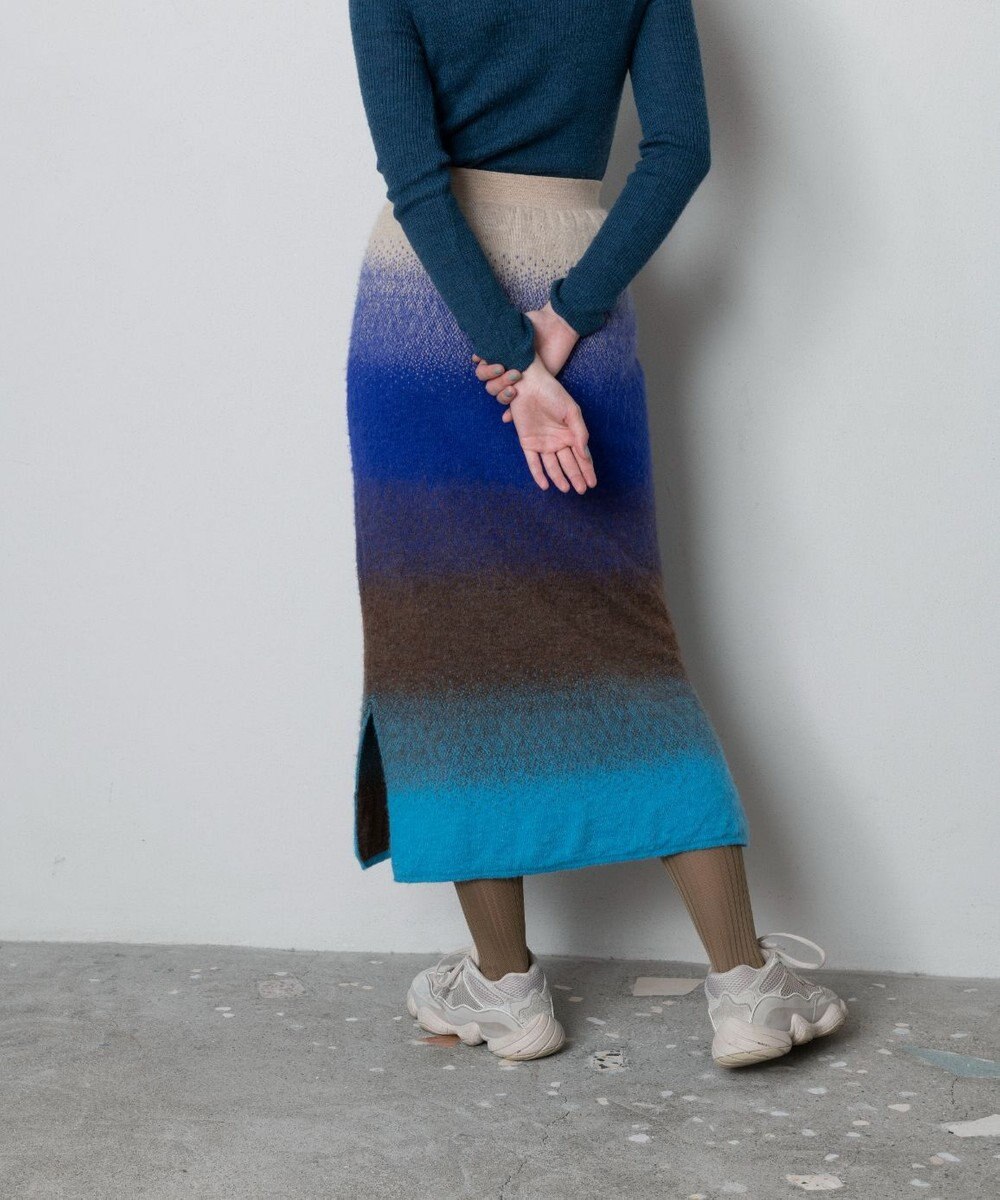 TRICOTE GRADATION SHAGGY SKIRT／グラデーションシャギースカート 