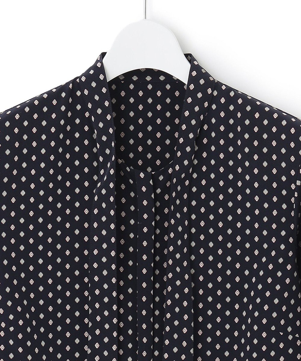 23区 【洗える】ジオメトリックパターン ボウタイ ブラウス 